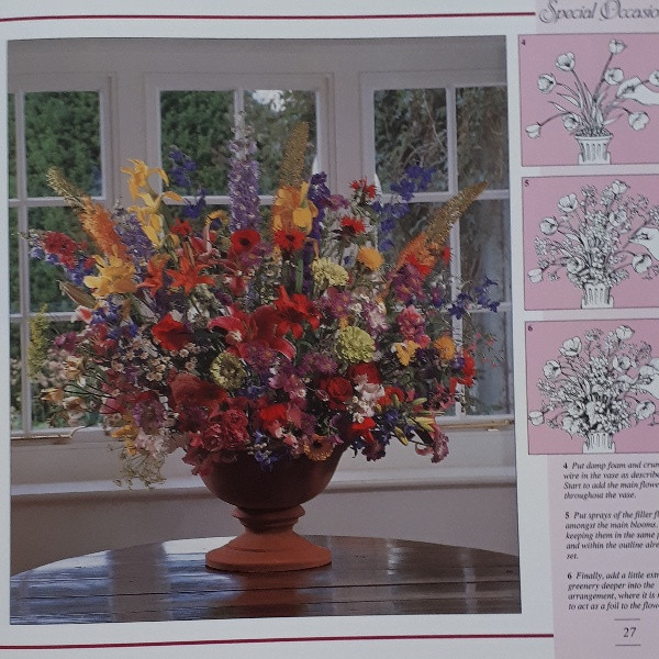 كتاب Flower Arranging اثر Jane Newdick انتشارات CLB كتاب Flower Arranging اثر Jane Newdick انتشارات CLB