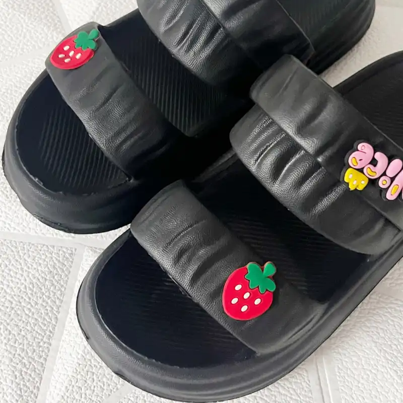 دمپایی زنانه مدل دوبنده استیکری کد 23500000+