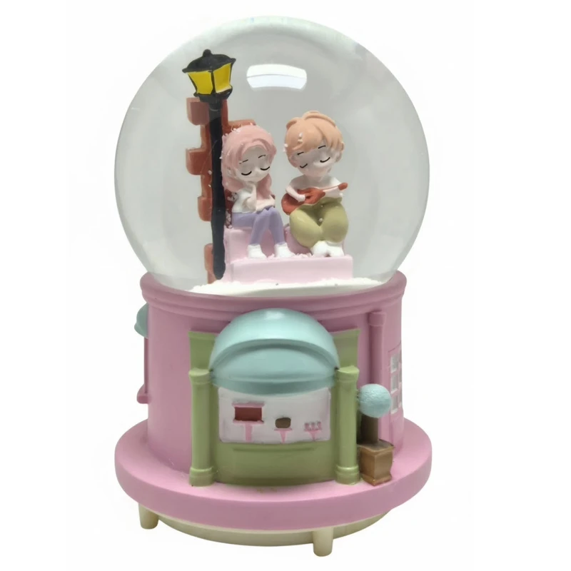 گوی موزیکال مدل پمپی چراغ دار طرح دیدار عاشقانه