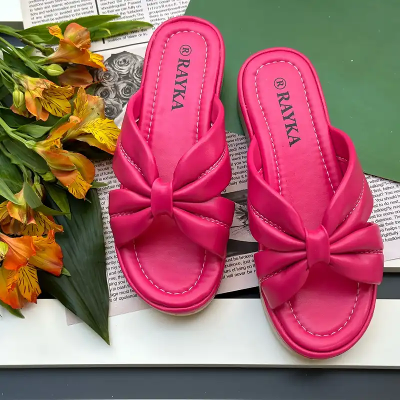 دمپایی زنانه رایکا طب مدل پریسا