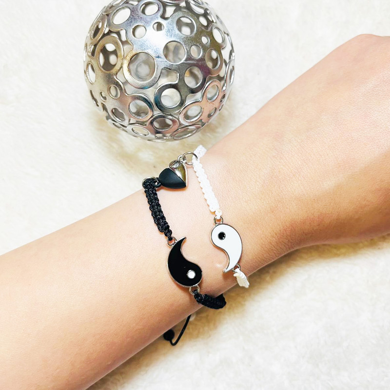 دستبند مدل یین و یانگ و قلب مجموعه دو عددی