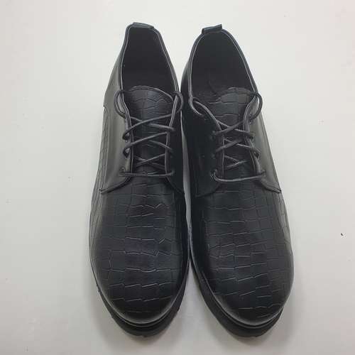 کفش روزمره زنانه کد 9011 کفش روزمره زنانه کد 9011