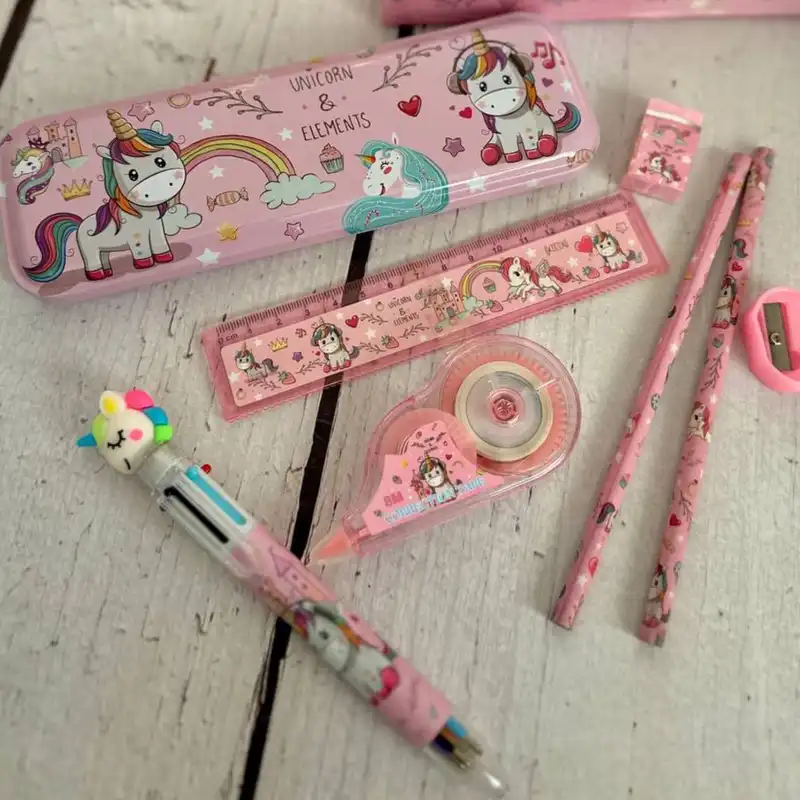 بسته لوازم تحریر طرح یونیکورن کد M9 بسته 8 عددی