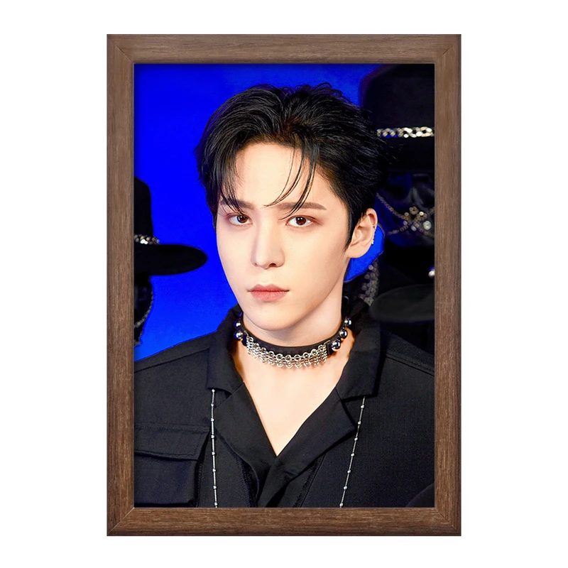 تابلو خندالو طرح یونهو گروه ایتیز ATEEZ  کد 21212