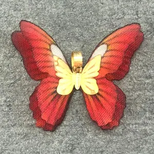 آویز گردنبند طلا 18 عیار زنانه دوست خوب مدل پروانه dk828