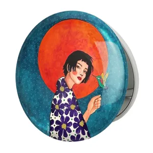 آینه جیبی خندالو طرح دخترونه مدل تاشو کد 6131 