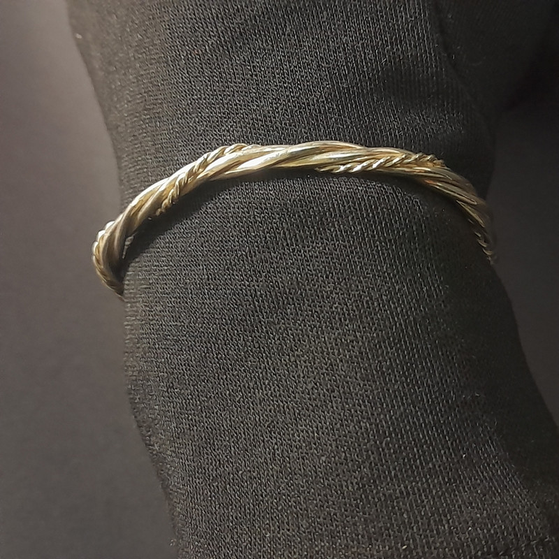 دستبند نقره مردانه مدل بنگل پیچی