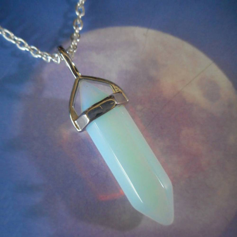 گردنبند مدل چاکرا شب تاب