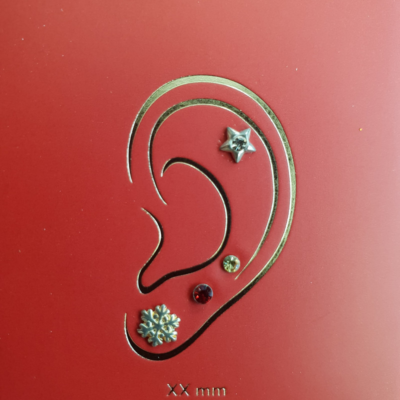گوشواره نقره زنانه آی ام مدل پرسینگ مجموعه 4 عددی گوشواره نقره زنانه آی ام مدل پرسینگ مجموعه 4 عددی