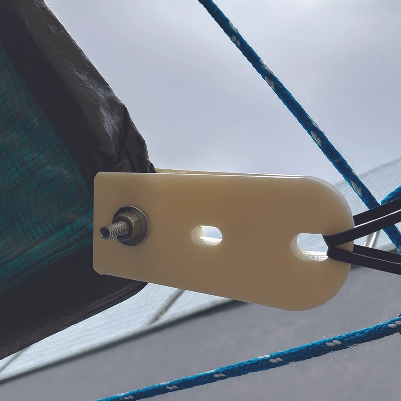 عکس شماره 2 : گیره توری سایه بان مدل shadelock clip همراه پیچ و مهره