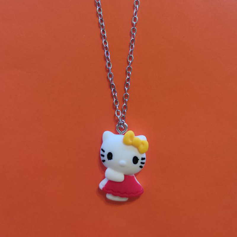 گردنبند دخترانه مدل عروسکی طرح کیتی کد 03 گردنبند دخترانه مدل عروسکی طرح کیتی کد 03