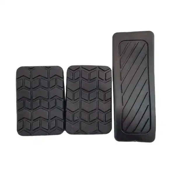 لاستیک پدال ترمز و کلاچ خودرو چیکال مدل B-12 مناسب برای تیبا بسته 3 عددی