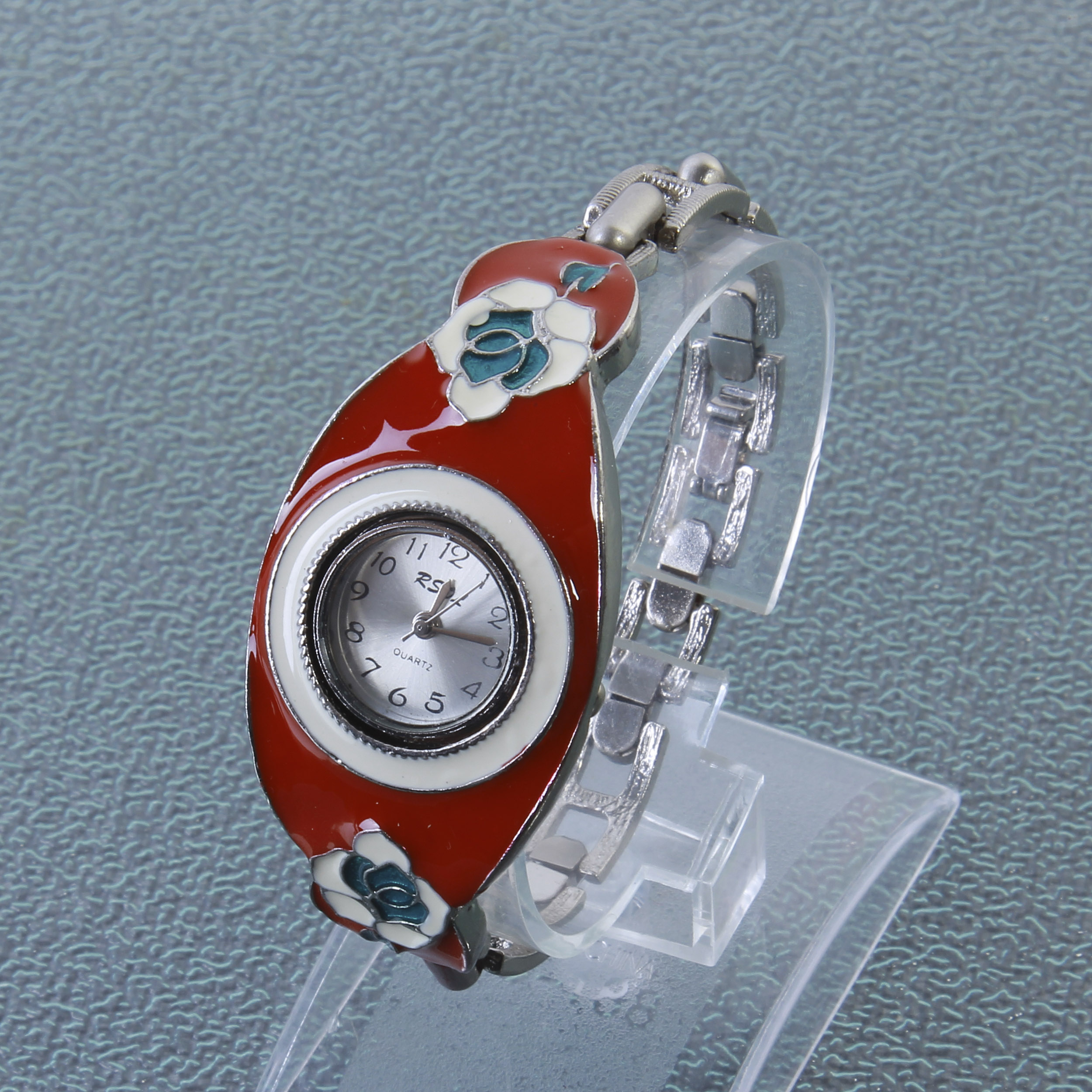 ساعت مچی عقربه ای زنانه کد WHW-172