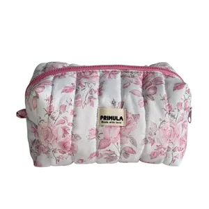 کیف لوازم آرایش زنانه مدل گل رز