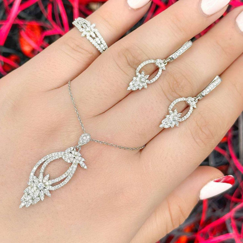 نیم ست نقره زنانه مدل لونا BARF14