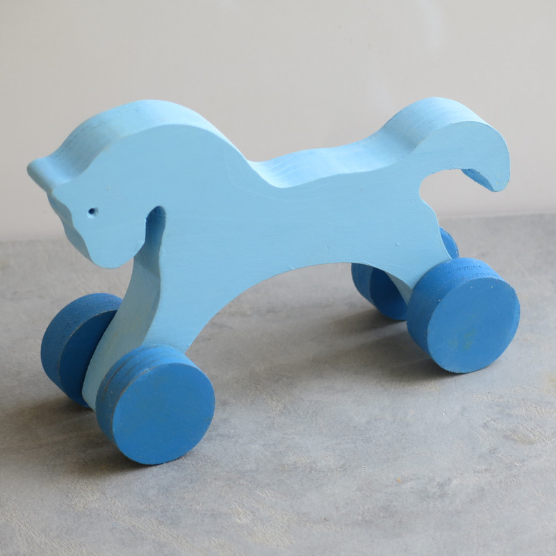 اسباب بازی زینتی مدل اسب چرخ دار