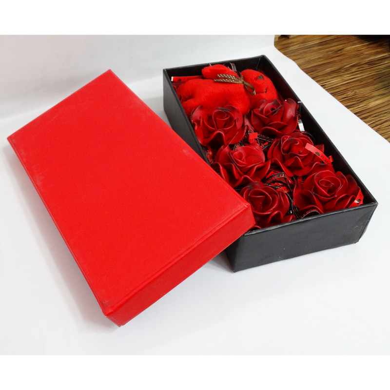 باکس هدیه مدل روز عشق کد 02