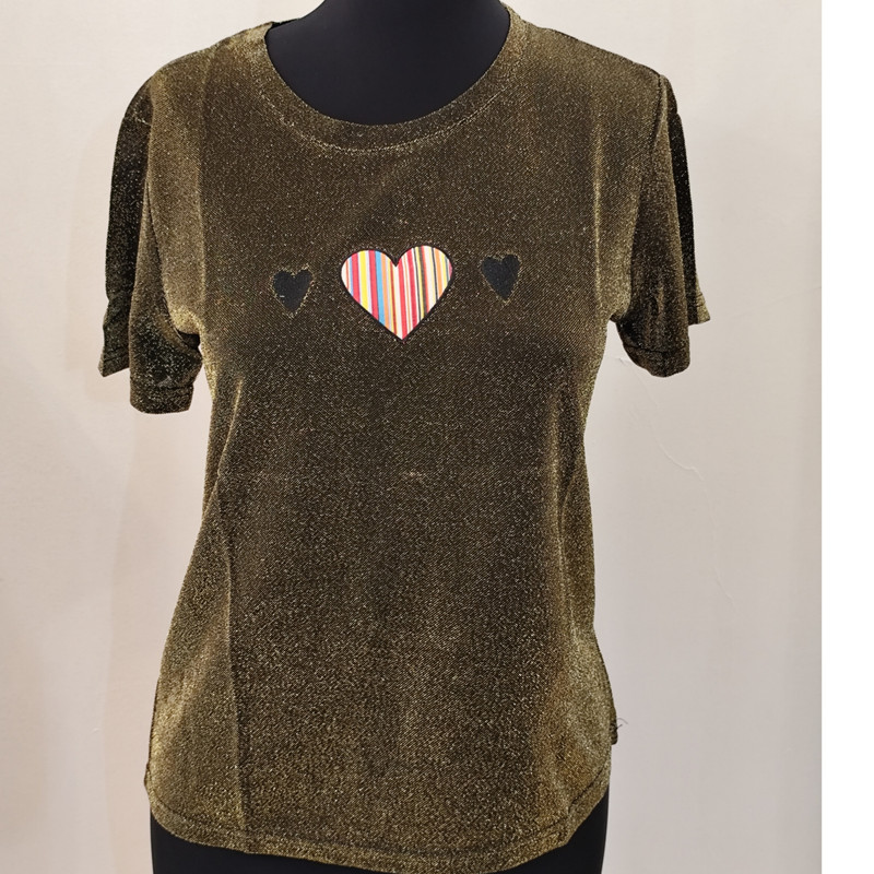 بلوز آستین کوتاه زنانه مدل قلب شاینی لمه