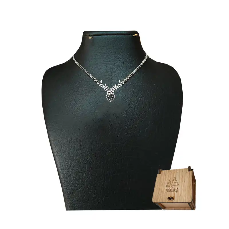 گردنبند ویونج مدل استیل طرح گوزن