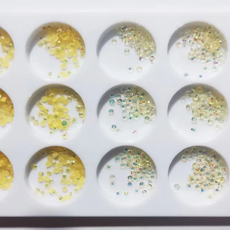 نگین ناخن رزالی فیوره مدل RF008