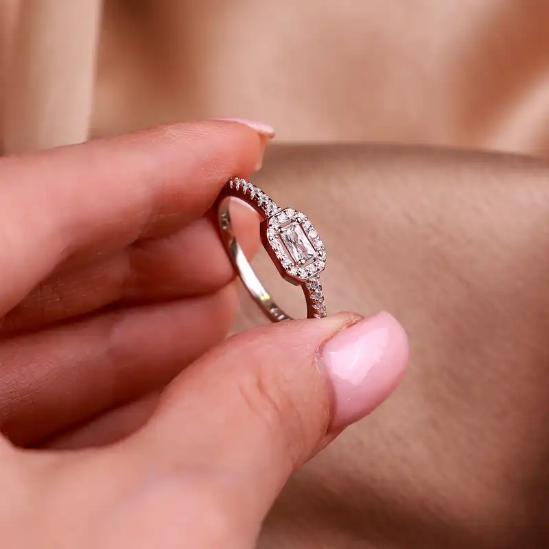 انگشتر نقره زنانه جی تی ای مدل جی نایس