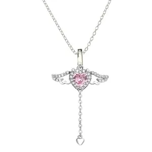 گردنبند زنانه مدل قلب و بال متحرک 