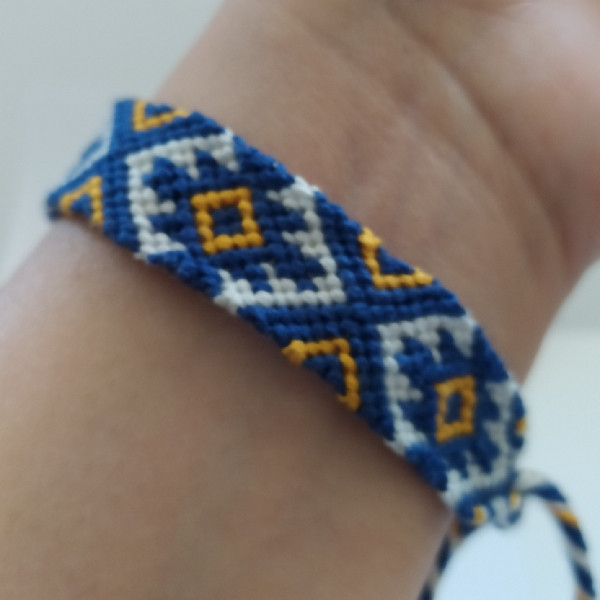 دستبند مدل M001