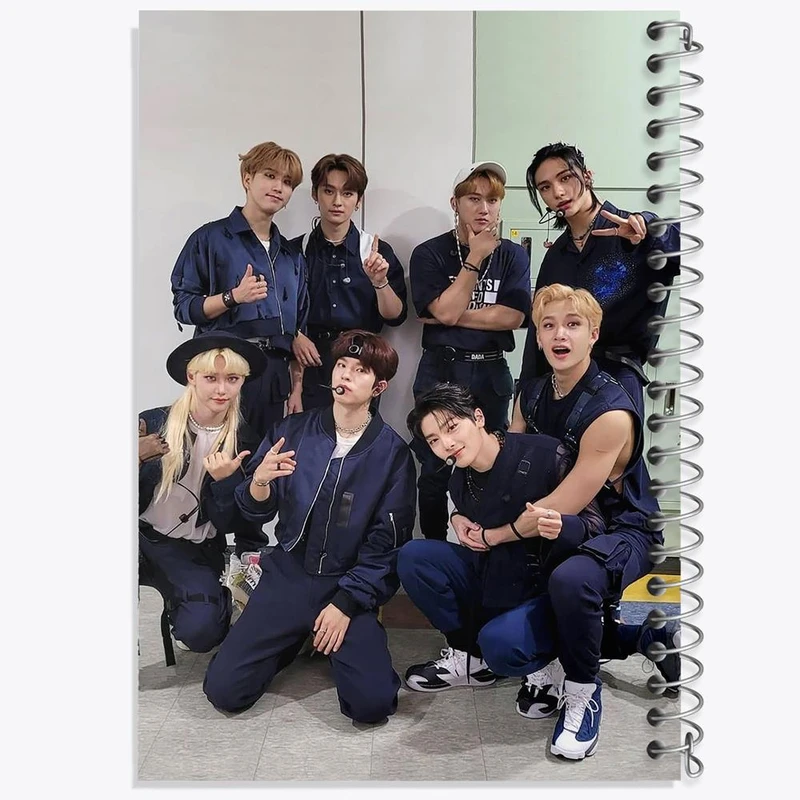 دفتر مشق 50 برگ خندالو مدل گروه استری کیدز Stary Kids کد 16904