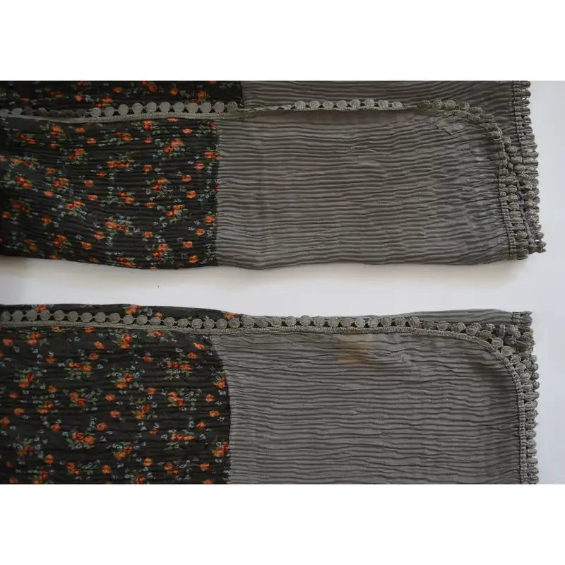 شال زنانه مدل پلیسه دور سکه کد 04