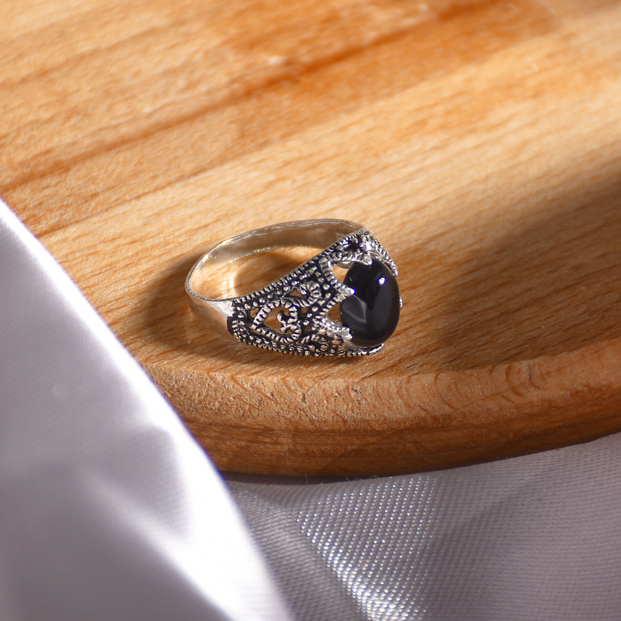 انگشتر نقره پسرانه نقره جات لطفی مدل عقیق کد ANMS032E02 انگشتر نقره پسرانه نقره جات لطفی مدل عقیق کد ANMS032E02