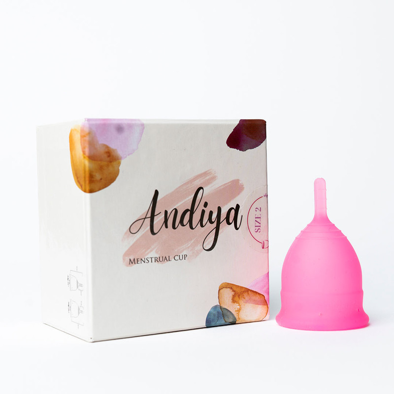 کاپ قاعدگی آندیا مدل 002 سایز متوسط به همراه لیوان کاپ قاعدگی آندیا مدل Alpha