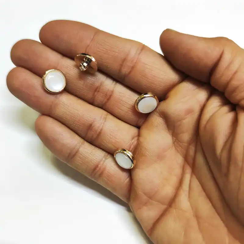 دکمه مدل مرواریدی کد MOL69 بسته 9 عددی