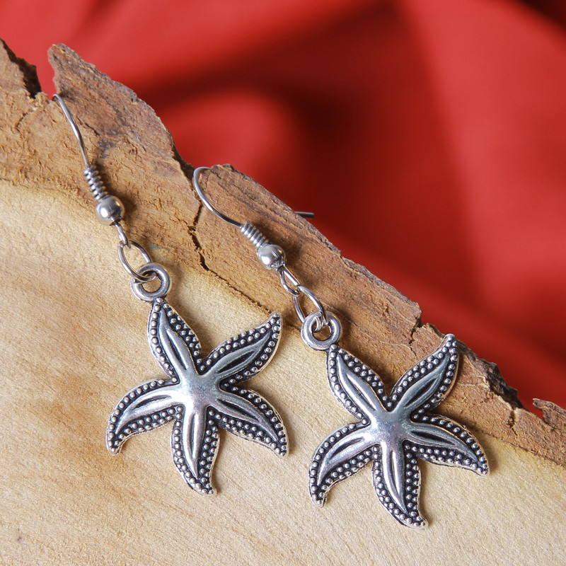 گوشواره دخترانه مدل فلزی فانتزی کد GZN_076 گوشواره دخترانه مدل فلزی فانتزی کد GZN_076