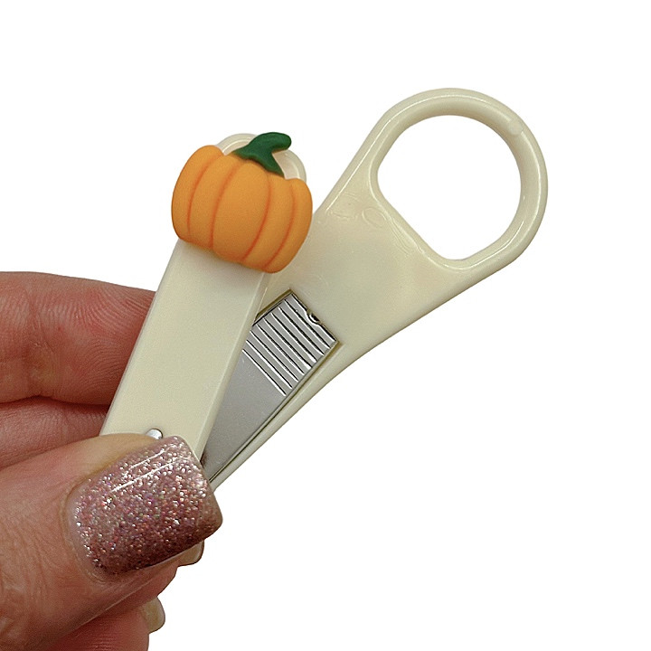 ست ناخن گیر کد 04 بسته 3 عددی ست ناخن گیر کد 04 بسته 3 عددی