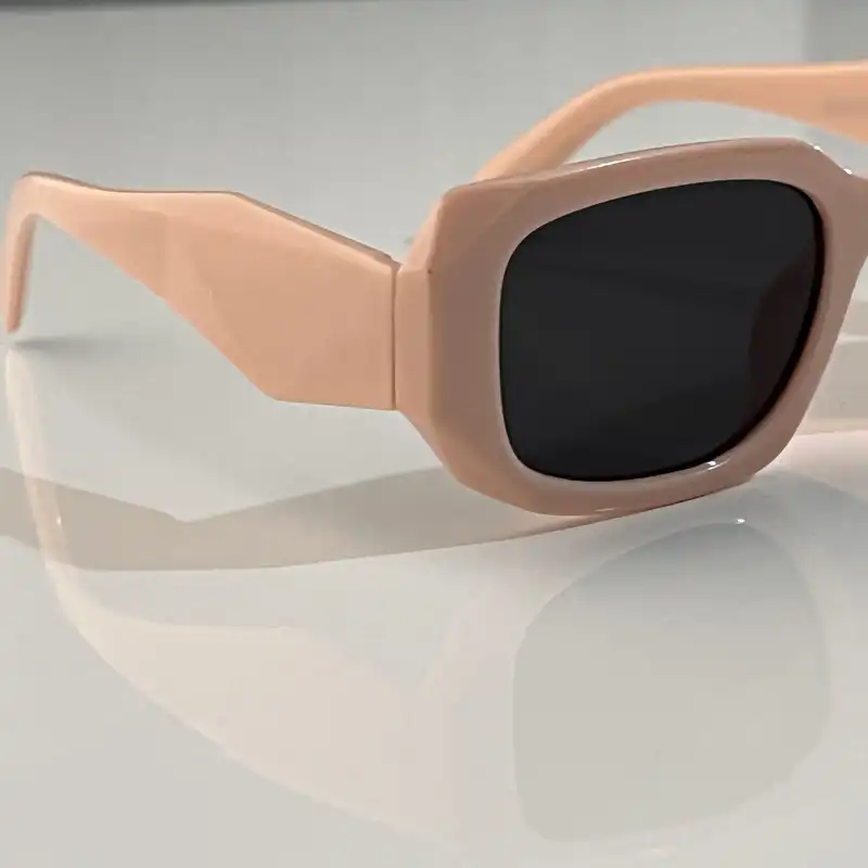 عینک آفتابی بچگانه مدل پناه کد P I N 5