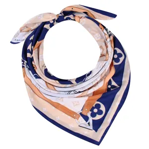 روسری زنانه مدل نخی پاییزی طرح زنجیری کد 2854