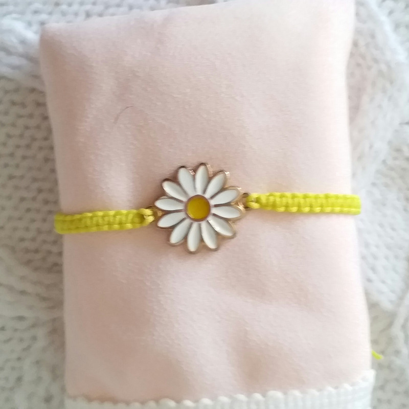 دستبند دخترانه مدل گل بابونه NA123