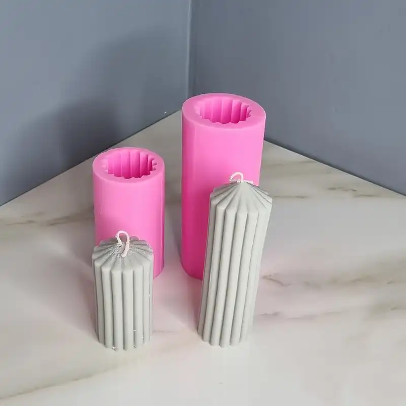 قالب شمع مدل استوانه شیاردار کد C 10-15CM مجموعه 2 عددی