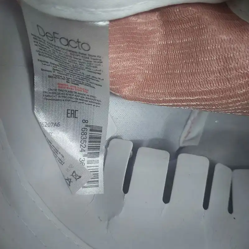 کلاه کپ زنانه دفکتو مدل شاینی ضد تعریق