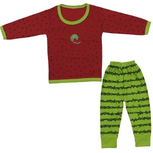 ست تیشرت و شلوار نوزادی مدل یلدایی کد a12