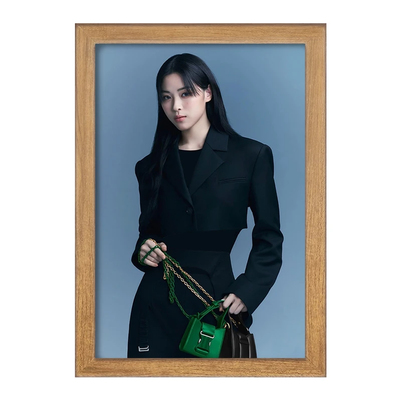 تابلو خندالو مدل ریوجین گروه ایتزی ITZY  کد 20179