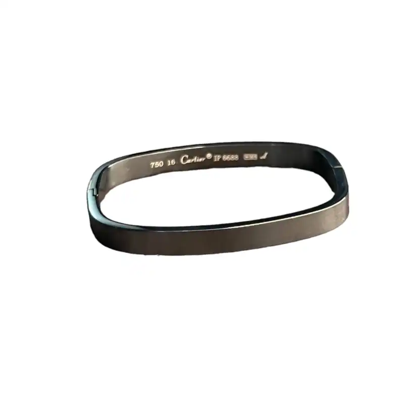 النگو زنانه کارتیه مدل دستبند مربعی النگویی پهن ffdr4432