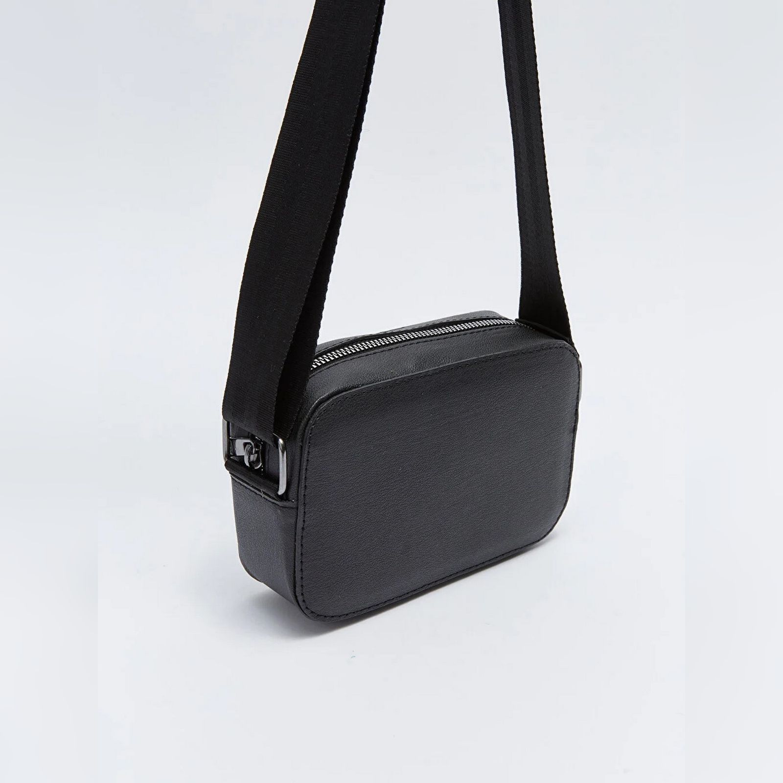 کیف دوشی زنانه ال سی وایکیکی مدل KF 213 -  - 3