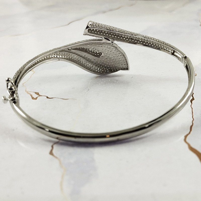 دستبند النگویی نقره زنانه سلین کالا مدل برگ کد 64