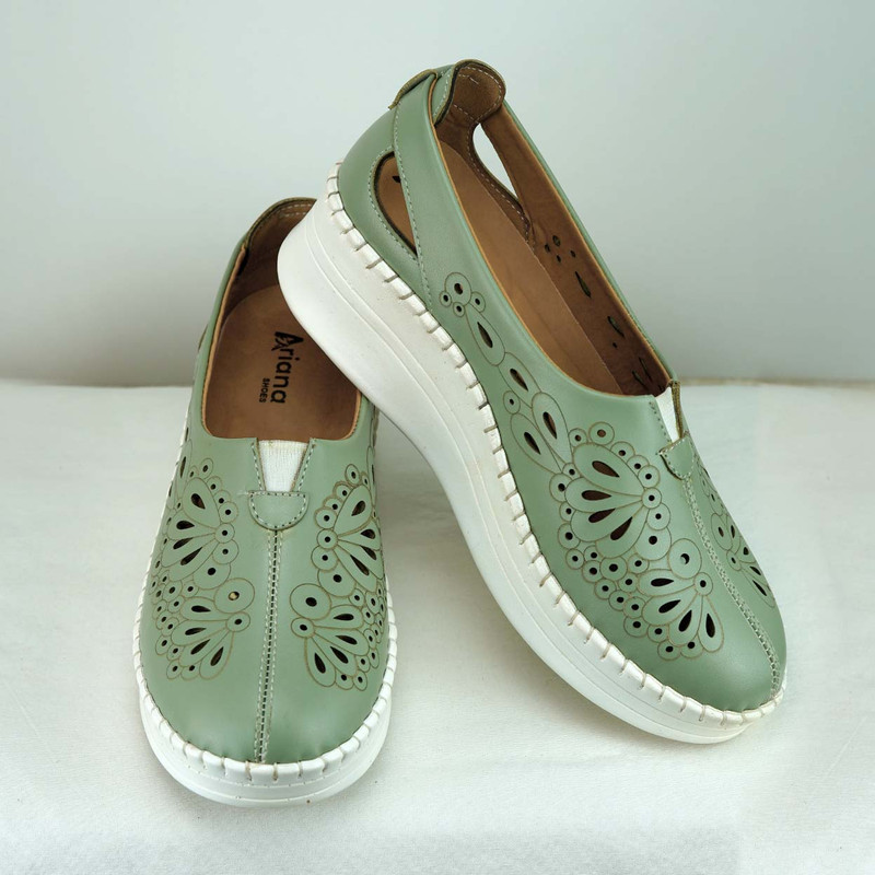 کفش روزمره زنانه مدل خاتون