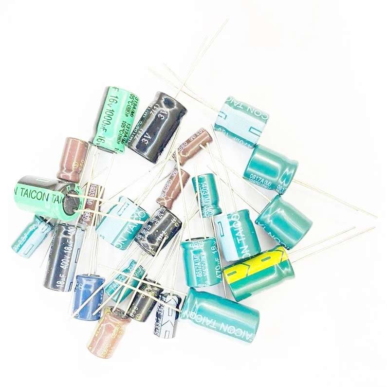 خازن الکترولیتی کد P3 بسته 100 عددی