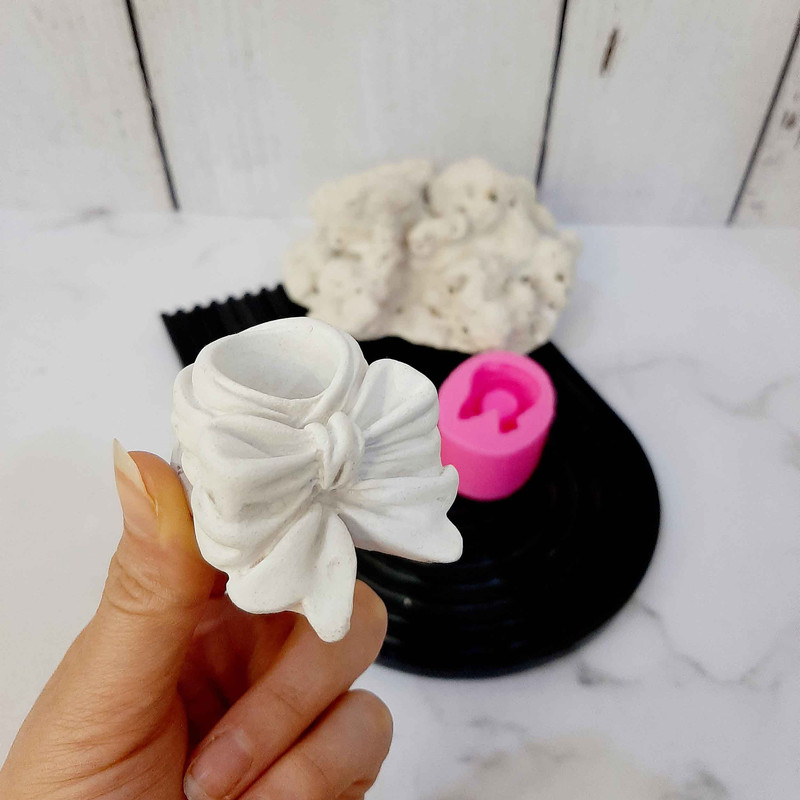 قالب سیلیکونی مدل جاشمعی قلمی طرح پاپیون