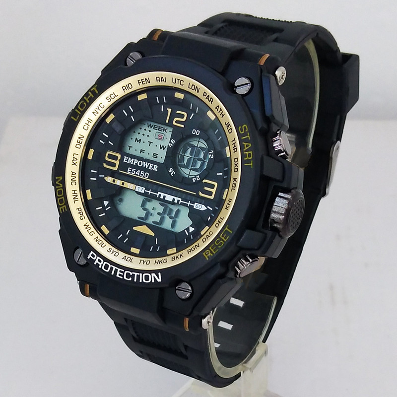 ساعت مچی دیجیتال مردانه مدل اسپرت ضدآب چراغدار