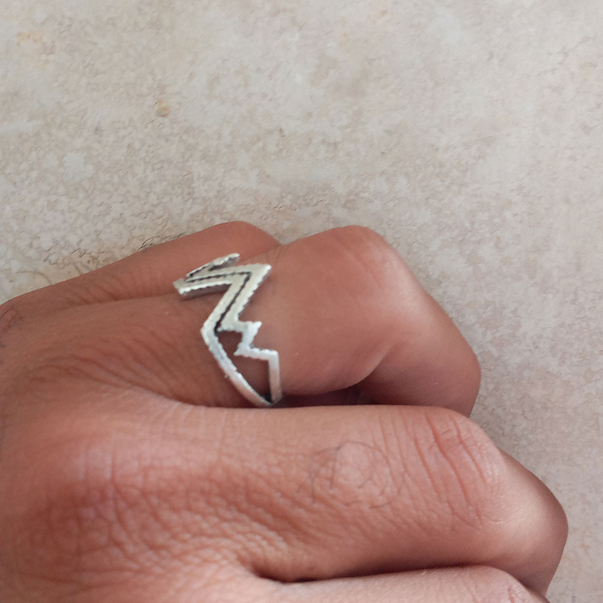 انگشتر مدل ضربان قلب کد ZA-005