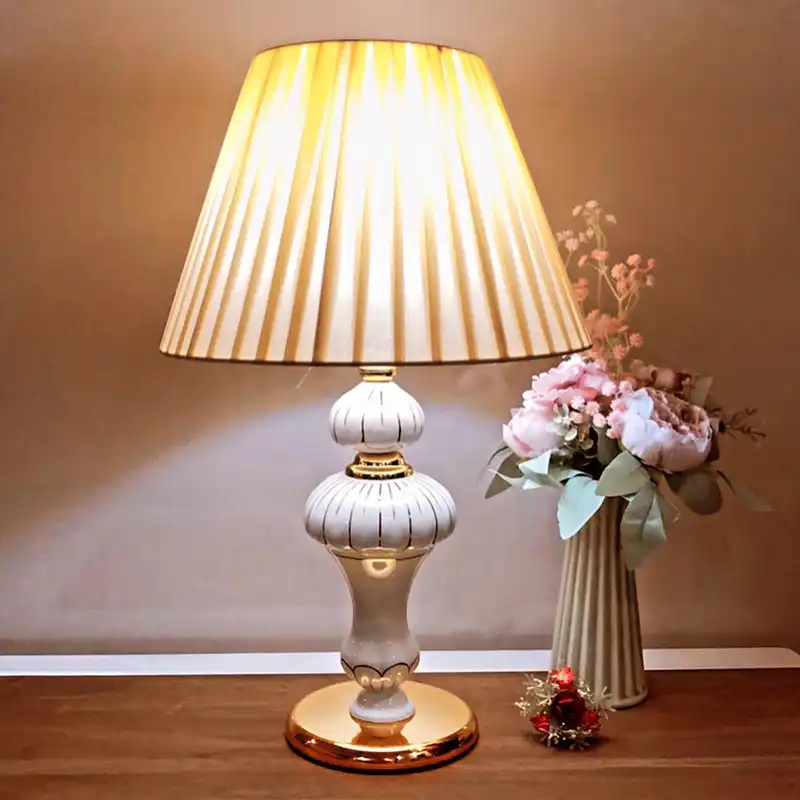 آباژور رومیزی مدل مدرن 09